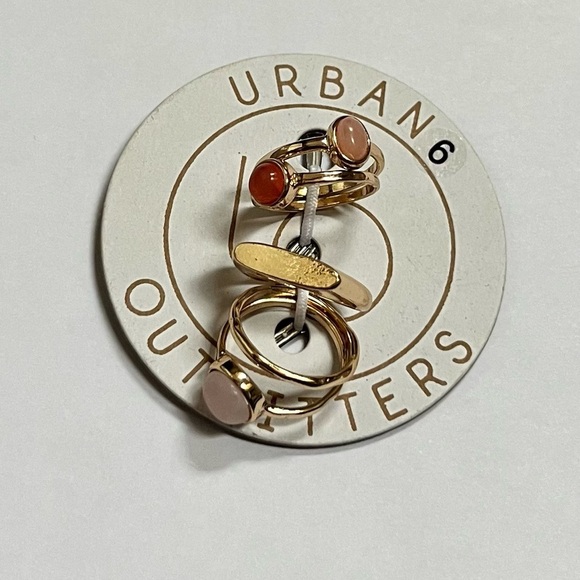 NWT Urban Outfitters Gold Stack Ring Set, Size 6 - Picture 2 of 3